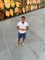 Kimani DeCombre