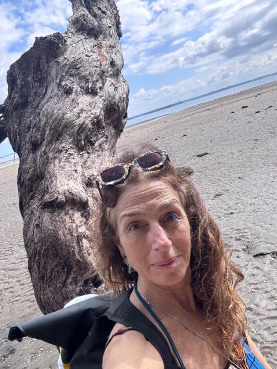 Idil Tasbasli