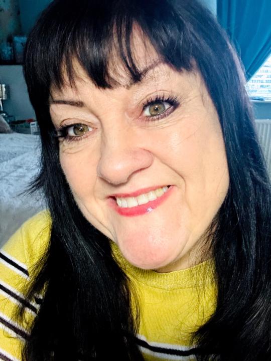Lesley Richardson