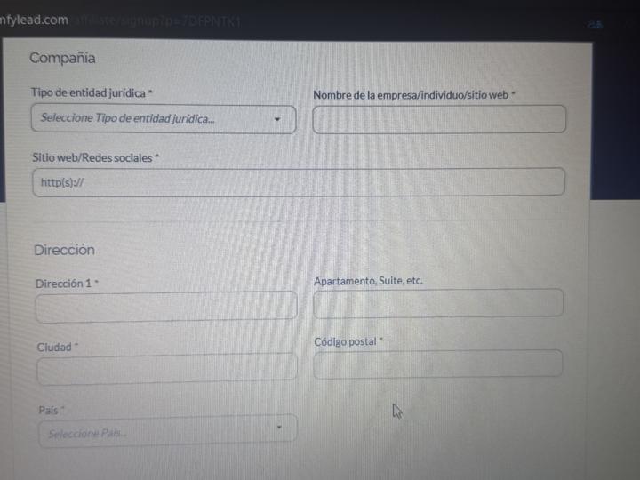 Hola buenas noches alguien me explica qué es buen lo que debo poner aquí? Por favor 