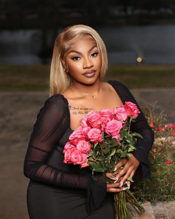 LaTavia S