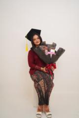 Khofifah Akbar
