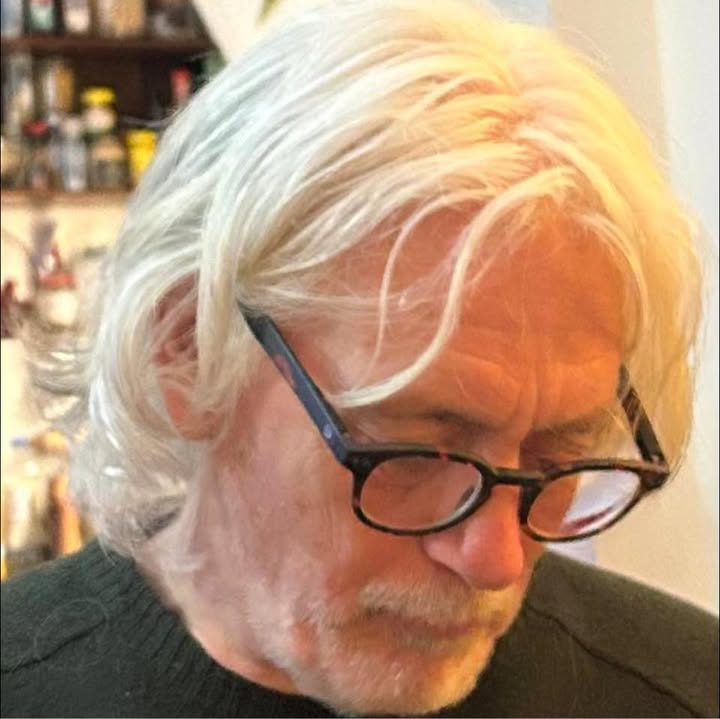 Simon Lee