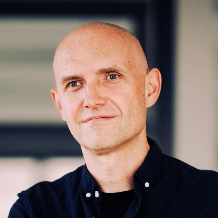 Petr Macek