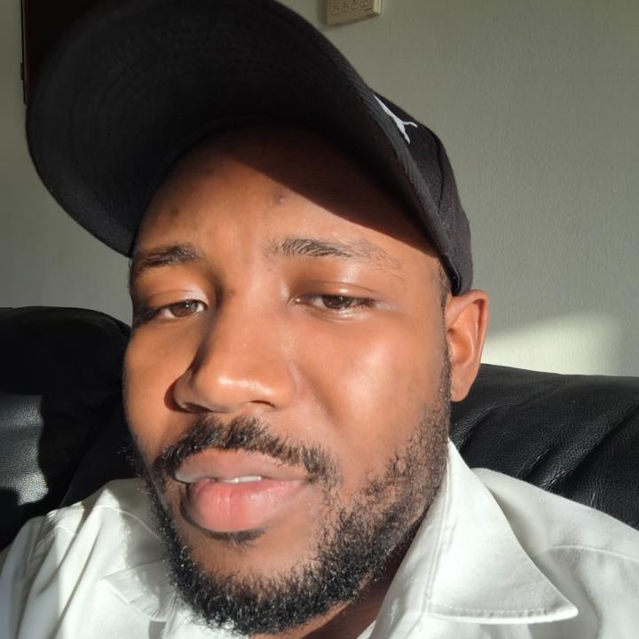 Clinton Sagwe