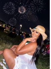 Candis Oakley