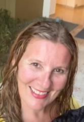 Jo Moakes