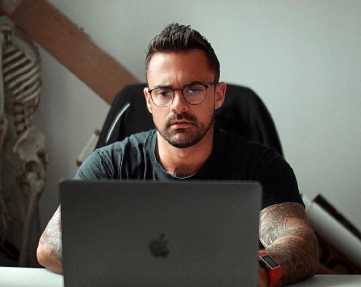 Elliott Upton