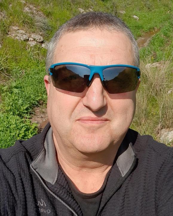 Eli Arad