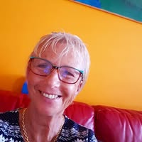 עמליה דינור