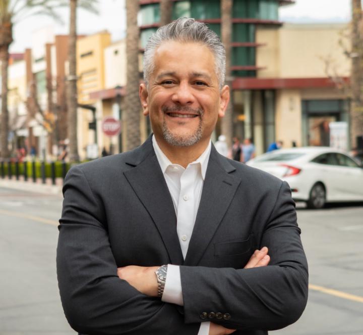 Mike Velez