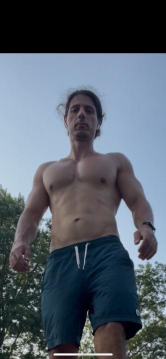 Viktor Miro