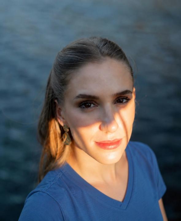 Lauren Davenport
