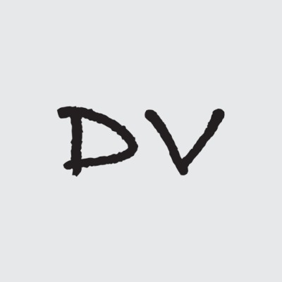 D V