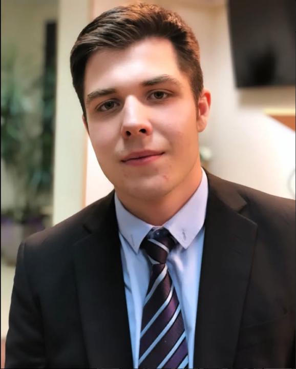 Иван Данилюк