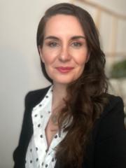 Dr. Stefanie Becker