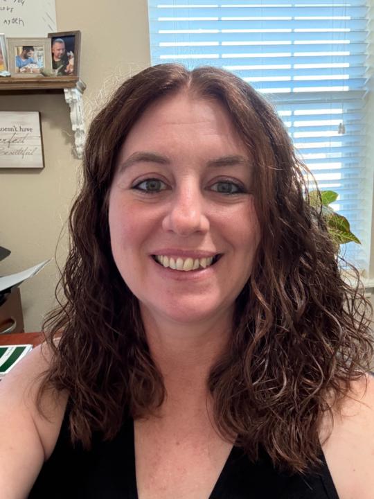 Leslie Brewer-Sammons