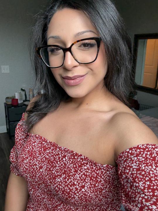 Anna Gomez