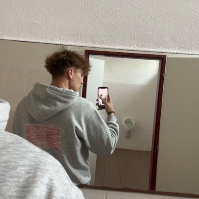 Vojtik Does not mog