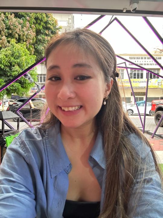Mary Ng