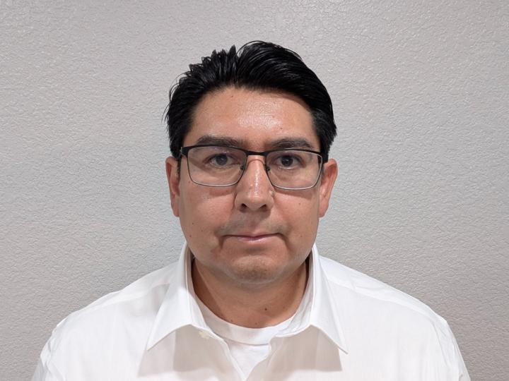 Carlos Flores