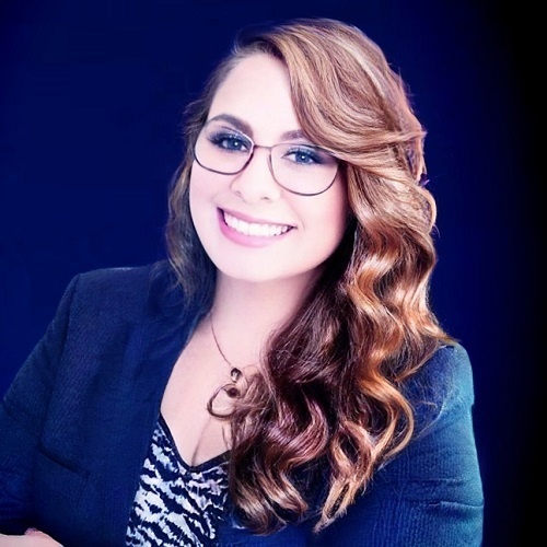 Aura Lorena Alvarez