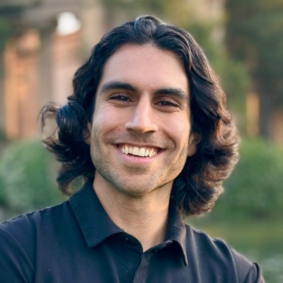 Kamy Moussavi
