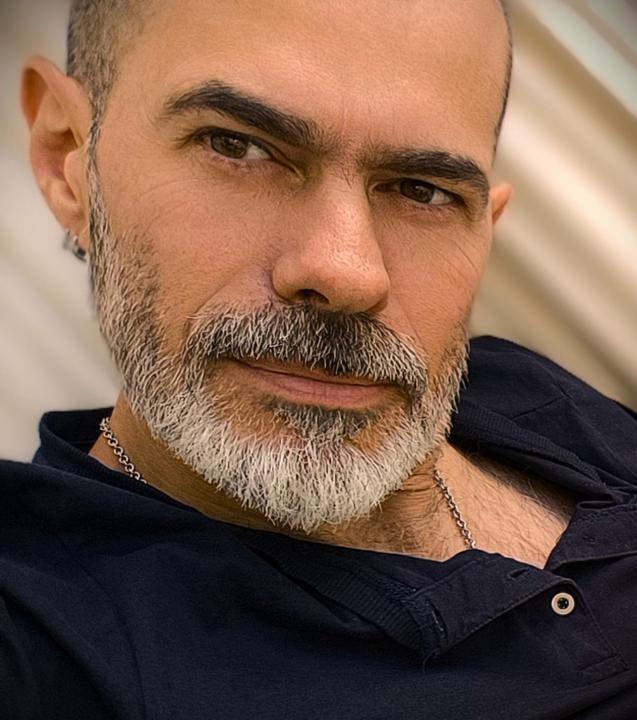 Gastón Correa