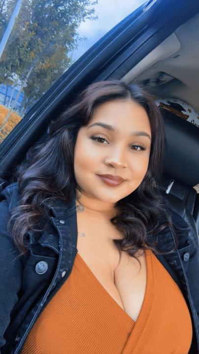 Stephanie Flores