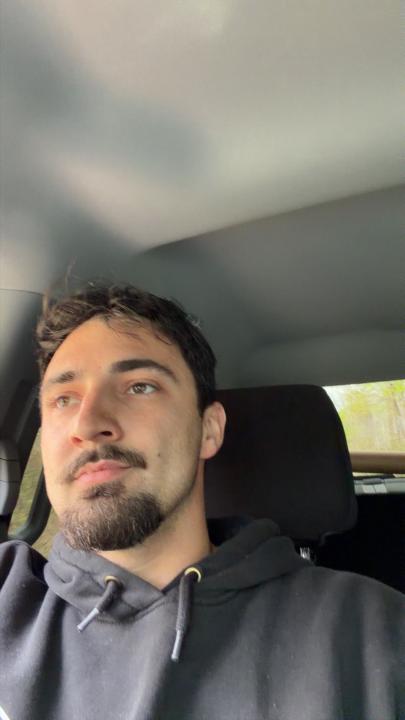 Kyle Roman