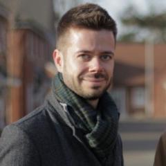Tom Mills