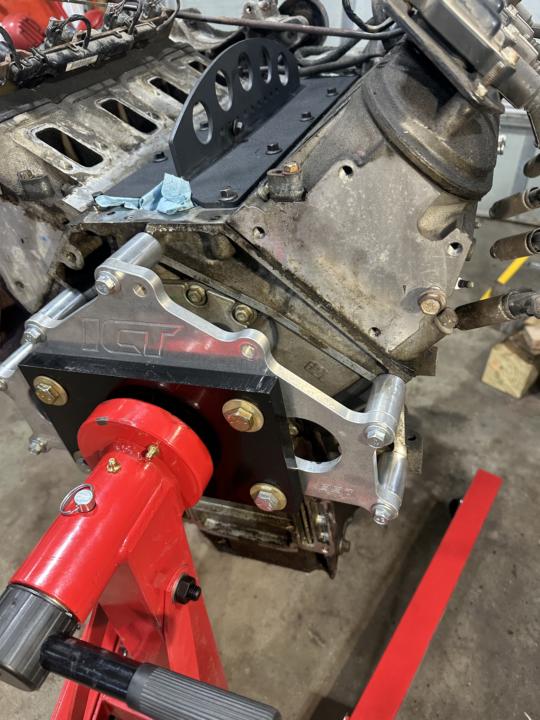 ICT engine stand adapter