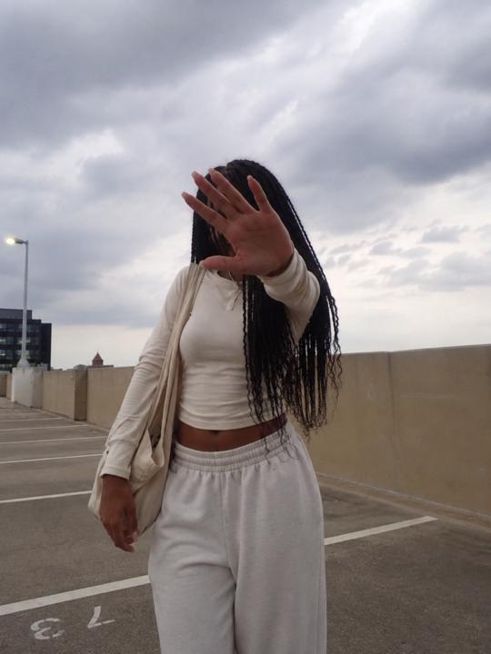 Entirelyfaceless Vibez