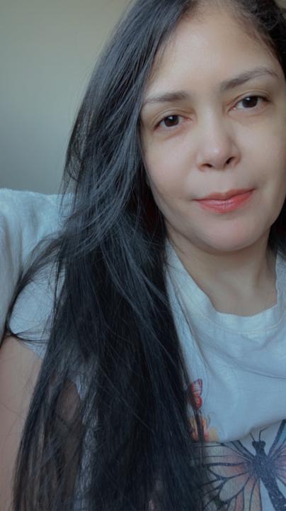 Esther Alvear