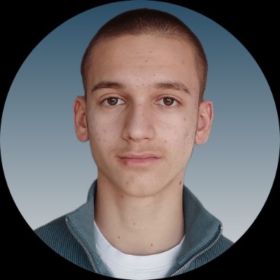 Nik Tivadar