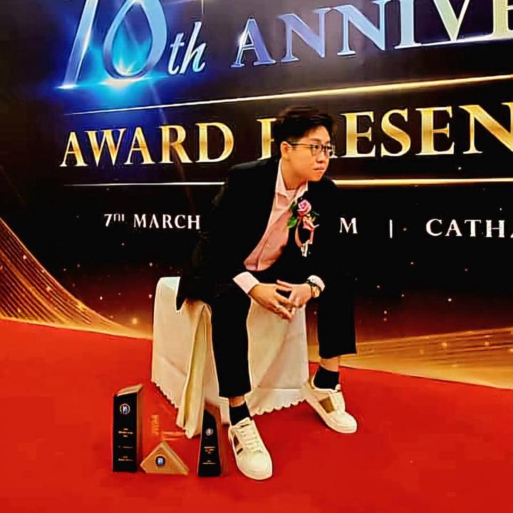 Elly Cheng