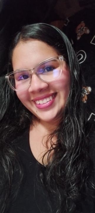 Yineth Emily