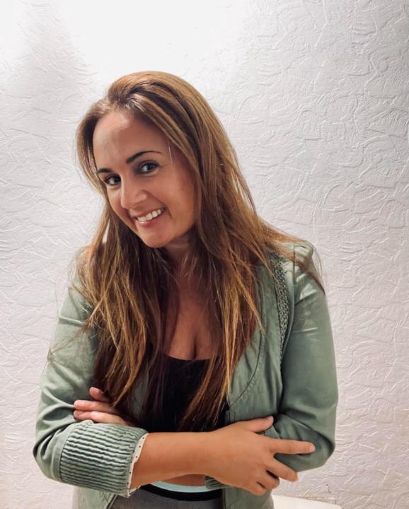 Sandra Tello