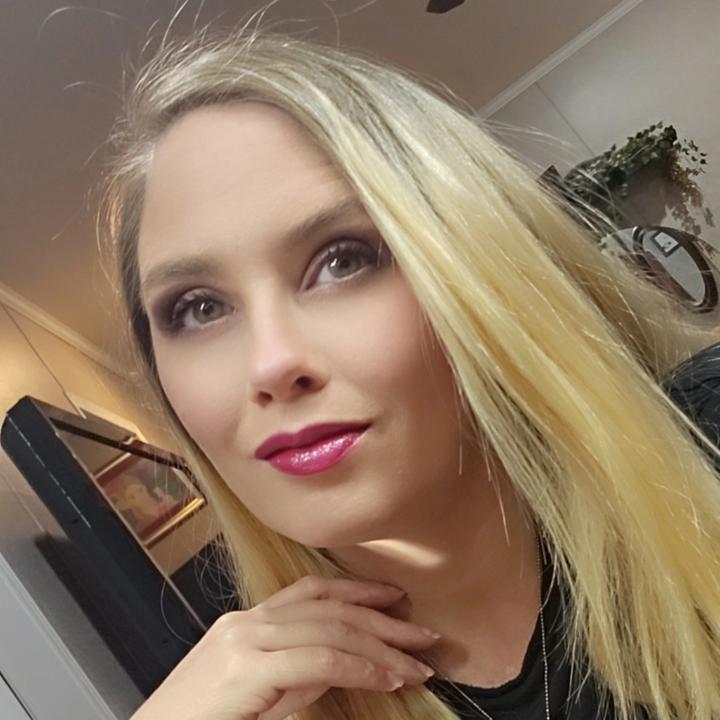 Christina Dighton