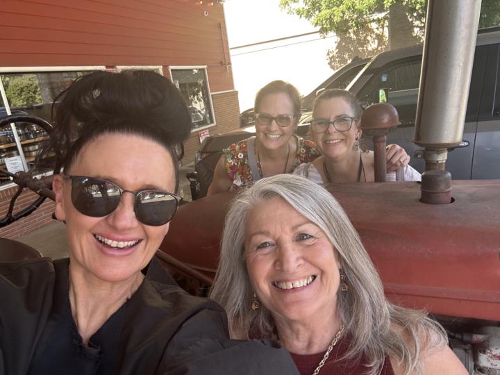 Meeting friends in real life π₯°