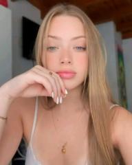 Kim Larrad tye