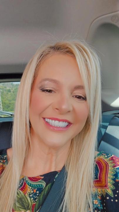 Flavia Fonseca Banks