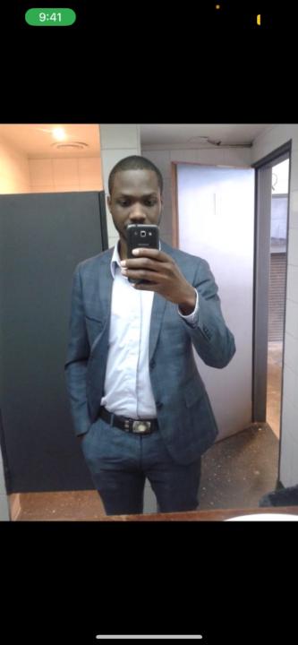 Holly C Dimanche