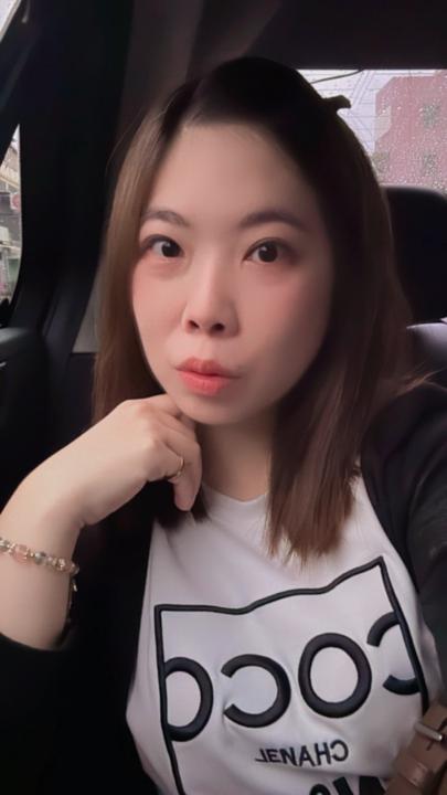 鄭 雅尹