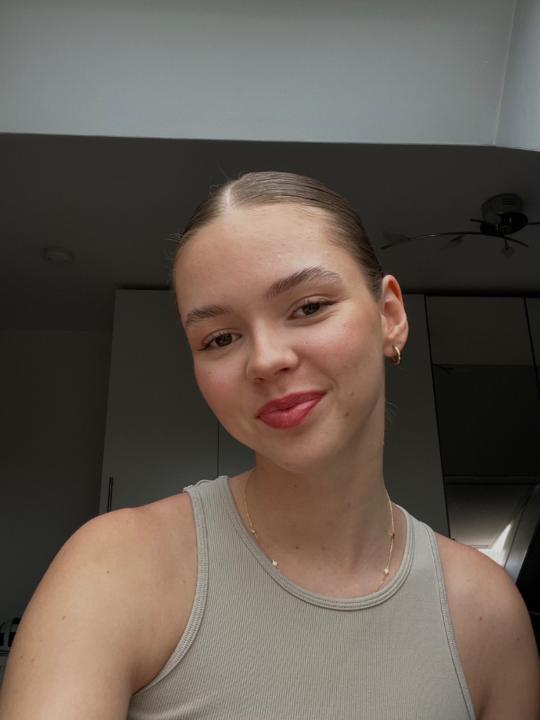 Olivia Lange
