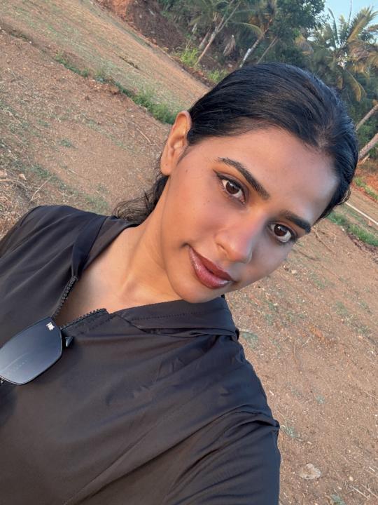 Ananya Tb