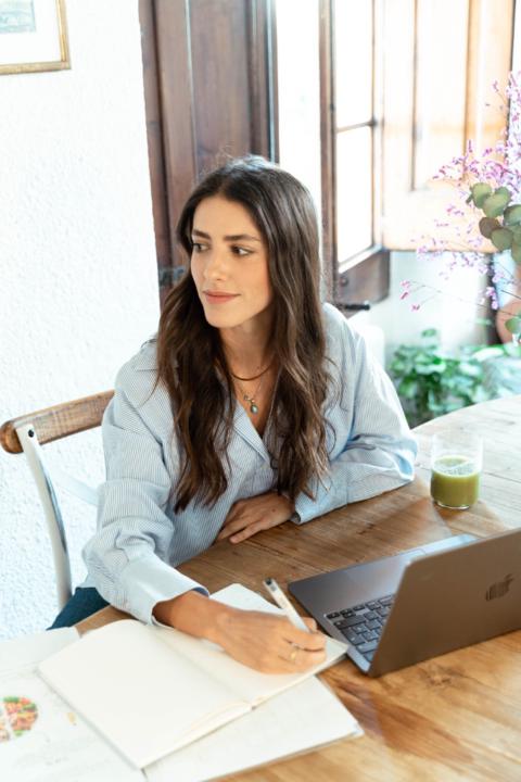 Júlia Creus Guerra