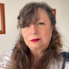 Paula Bray