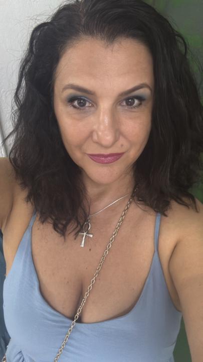 Gabriela Hirlea