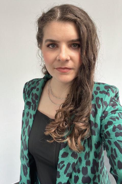 Adriana Blumer
